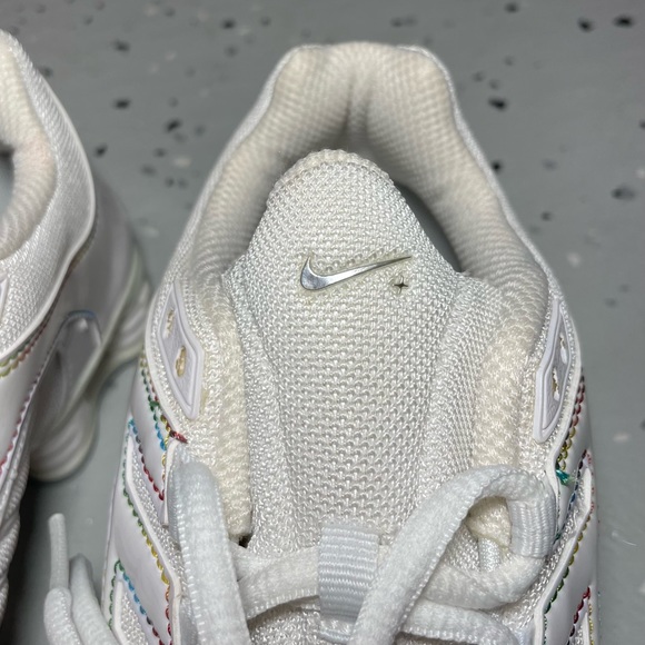 Nike Shox Navina Women’s Running Athletic Shoes Size 8 White / Rainbow RARE!! - Picture 3 of 12